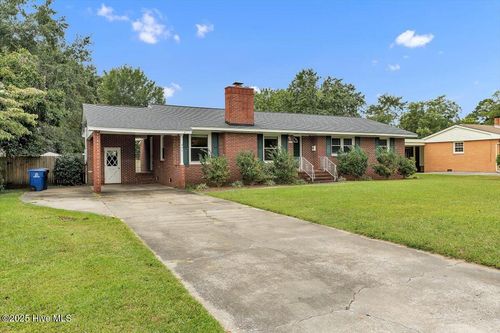 211 Fenton Pl, Jacksonville, NC, 28540-4421 | Card Image