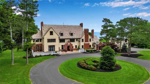 6862 Lake Shore Rd, Derby, NY, 14047-9751 | Card Image