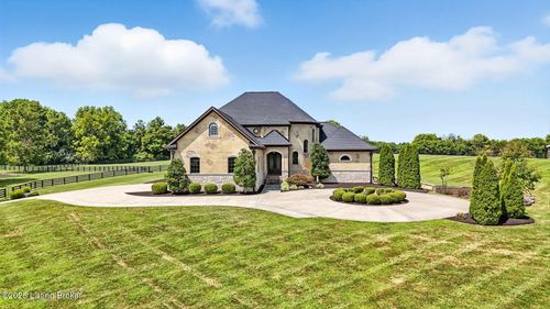 1058 Majestic Oaks Way, Simpsonville, KY, 40067-6670 | Card Image