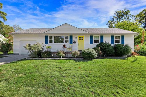 610 Yarmouth Ave, Absecon, NJ, 08201-1634 | Card Image