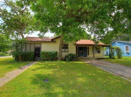 620 Barbara Dr, San Marcos, TX, 78666-7902 | Card Image