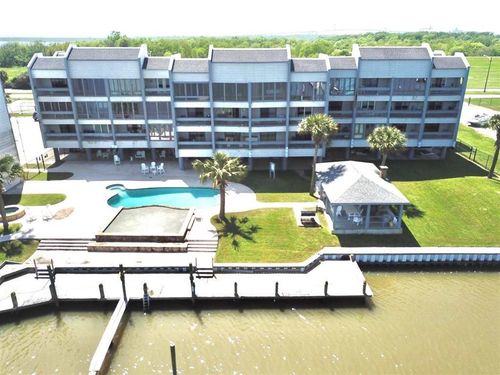 222-560 Pleasure Island Blvd, Port Arthur, TX, 77640-6852 | Card Image