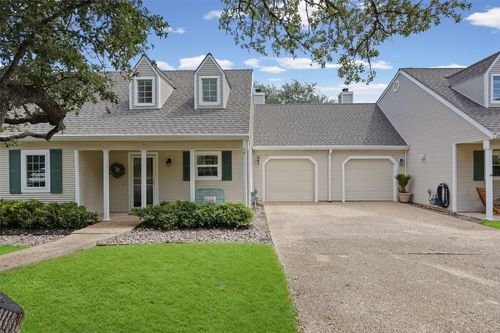 3870 Williamsburg Cir, Austin, TX, 78731-1901 | Card Image