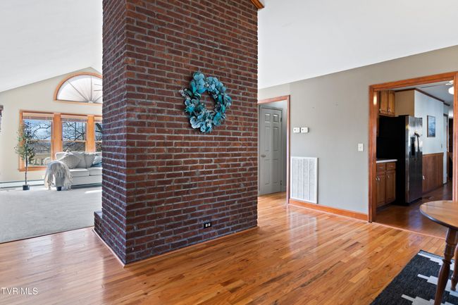 534 White Oak Cir, House other with 4 bedrooms, 3 bathrooms and null parking in Kodak TN | Image 40