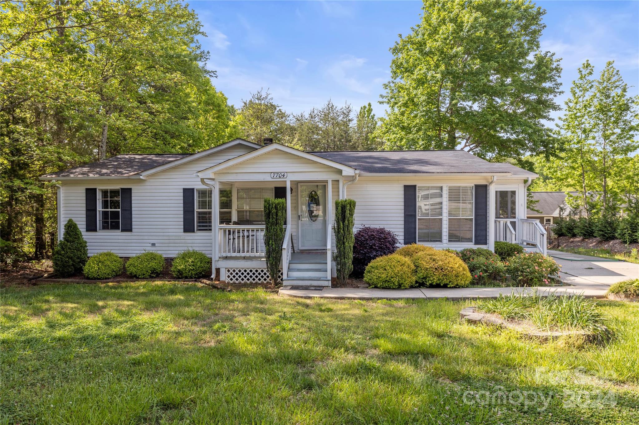 Webbs Rd, Denver, NC 28037