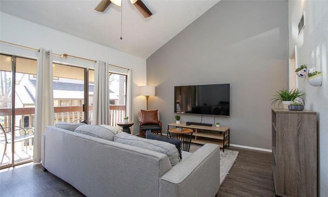 APT-212B - 12900 Walden Rd, Townhouse with 1 bedrooms, 2 bathrooms and null parking in Montgomery TX | Image 10