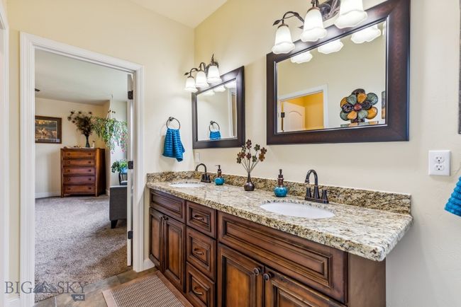 Master bathroom | Image 41