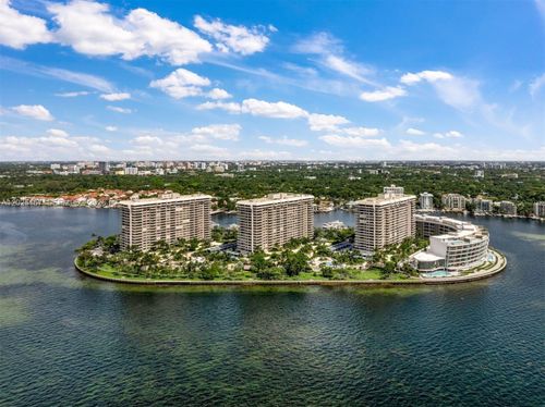 c803-3 Grove Isle Dr, Miami, FL, 33133-4115 | Card Image
