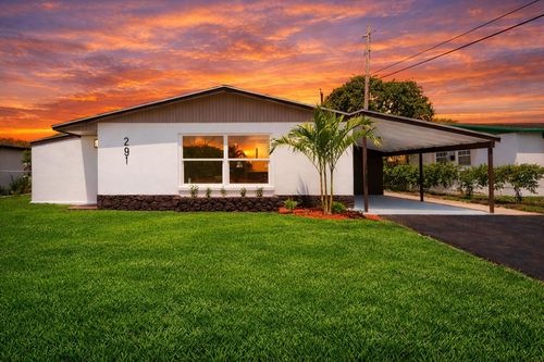 251 Avenue O, Riviera Beach, FL, 33404-7217 | Card Image