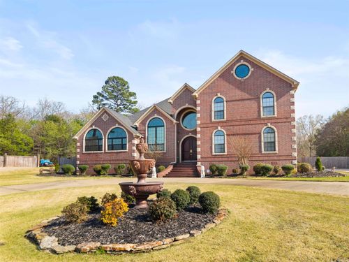 370 Wellesley Drive, Conway, AR, 72034 | Card Image