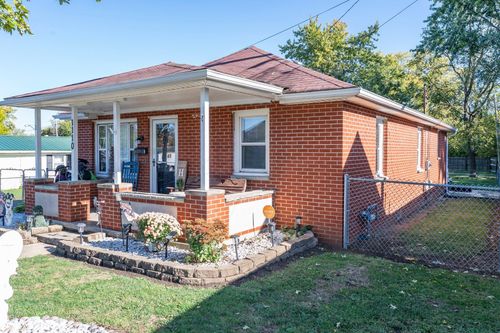 1110 Vine St, Washington Court House, OH, 43160-2546 | Card Image