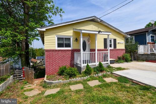 6114 Osborn Rd, Landover, MD, 20785-1030 | Card Image