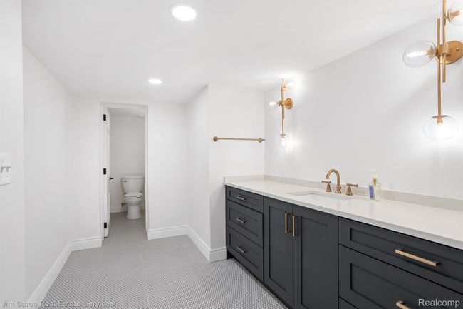 15701 Windmill Pointe Dr, House other with 6 bedrooms, 7 bathrooms and null parking in Grosse Pointe Park MI | Image 47