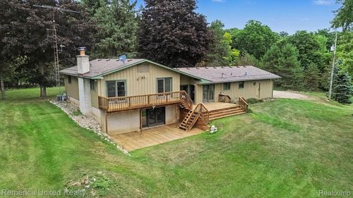 13650 Spencer Rd, Milford, MI, 48380-3054 | Card Image
