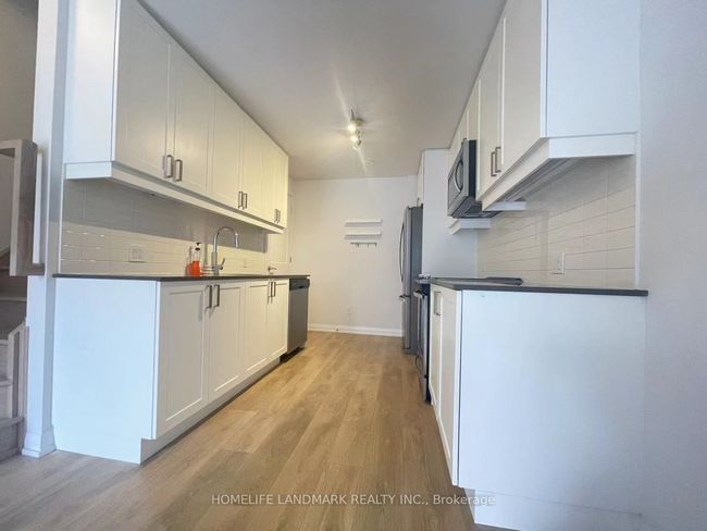 TH60 - 1060 Portage Pky, Condo with 3 bedrooms, 2 bathrooms and 1 parking in Vaughan ON | Image 4
