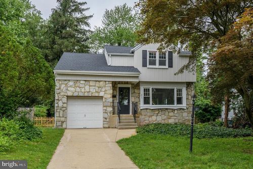 211 N Vineyard Blvd, COLLINGSWOOD, NJ, 08108-1207 | Card Image