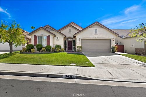 30255 Fetzer Cir, Murrieta, CA, 92563-6895 | Card Image