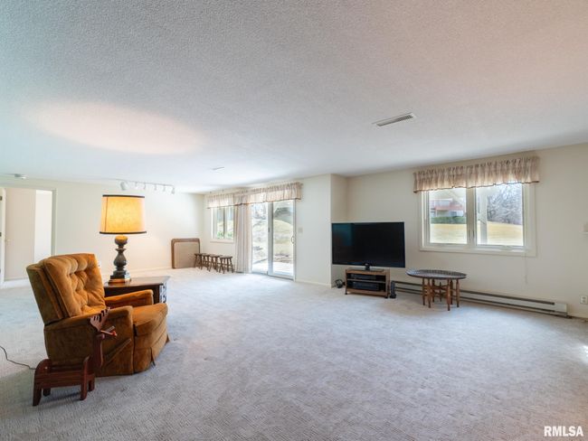 7619 N Melissa Ln, Condo with 3 bedrooms, 3 bathrooms and null parking in Peoria IL | Image 29