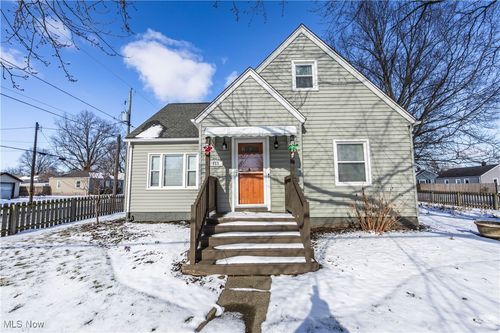 669 N Firestone Blvd, Akron, OH, 44306-2649 | Card Image