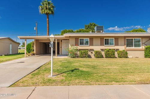 11054 N Coggins Dr, Sun City, AZ, 85351-4211 | Card Image