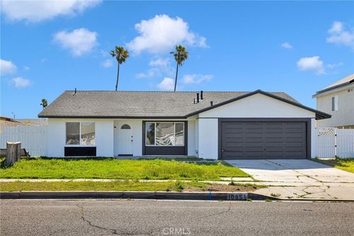 10851 Maple Ave, Bloomington, CA, 92316-2620 | Card Image