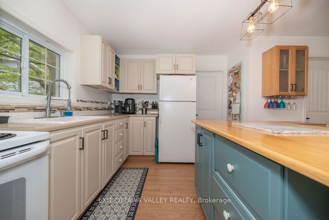 AANDC - 342 Mcanulty Rd, House other with 3 bedrooms, 2 bathrooms and 12 parking in Deep River ON | Image 14