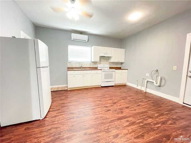 APT-17 - 1017 E Tom Landry St, Condo with 2 bedrooms, 1 bathrooms and null parking in Mission TX | Image 4