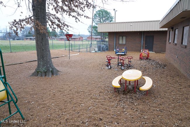 Playground 1c | Image 52