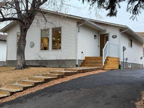 46 Benchlands Dr, Cochrane, AB, T4C1C3 | Card Image