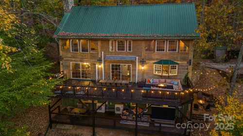 185 Blossom Rdg, Leicester, NC, 28748-5202 | Card Image