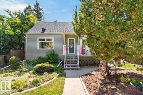 8523 84 Ave Nw, Edmonton, AB, T6C1C8 | Card Image