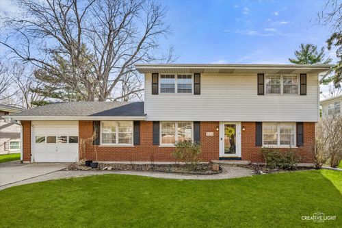 105 Wilson Pl, Oswego, IL, 60543-9032 | Card Image