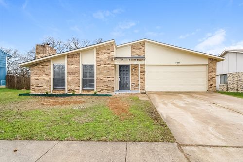 4210 Coronet Ln, Arlington, TX, 76017-2326 | Card Image