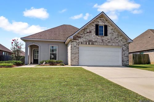 14288 Impala Run Ct, Denham Springs, LA, 70726-6994 | Card Image