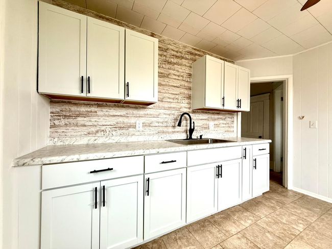 127 Fort St, House other with 4 bedrooms, 2 bathrooms and null parking in Bremen OH | Image 6