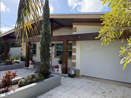2364 Jackson Ave, NAPLES, FL, 34112-4641 | Card Image