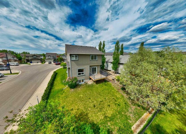 32 Drake Landing Hill, House other with 3 bedrooms, 3 bathrooms and 4 parking in Okotoks AB | Image 35