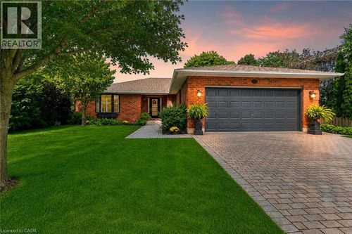 54 The Promenade, Niagara On The Lake, ON, L0S1J0 | Card Image