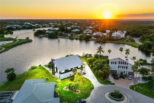9127 Mockingbird Dr, SANIBEL, FL, 33957-3626 | Card Image
