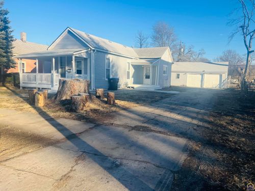 620 Se Lake St, Topeka, KS, 66607-1950 | Card Image