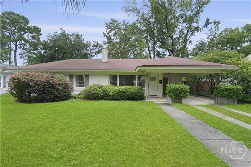 218 E 65th St, Savannah, GA, 31405-5309 | Card Image