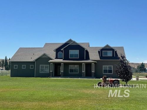 9013 W Cambridge Ct, Hammett, ID, 83627 | Card Image