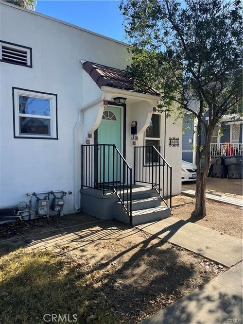 3438 Locust St, Riverside, CA, 92501-2635 | Card Image