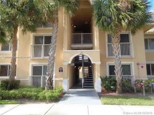 unit-28-9905 Westwood Dr, Tamarac, FL, 33321-1833 | Card Image