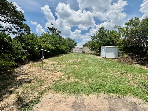 1708 Pennsylvania Ave, Austin, TX, 78702-2127 | Card Image