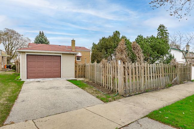 7646 Niles Center Rd, House other with 2 bedrooms, 2 bathrooms and 1 parking in Skokie IL | Image 22