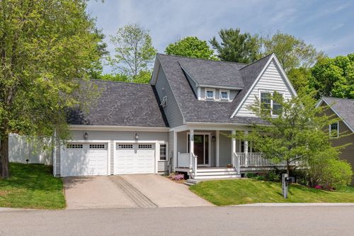 28 Laurel Ct, Portsmouth, NH, 03801-4480 | Card Image