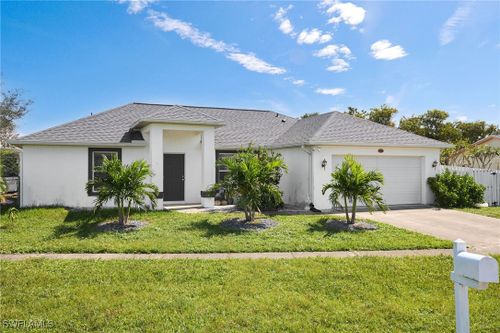 1082 Ridgeway Drive, North Fort Myers, FL, 33903 | Card Image