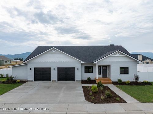 8866 Avery Dr, Victor, ID, 83455-5120 | Card Image