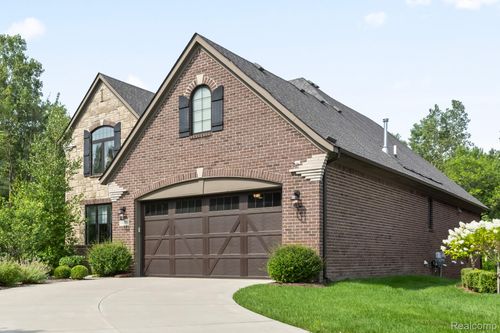 11701 Tuscany Ct, Plymouth, MI, 48170-1062 | Card Image